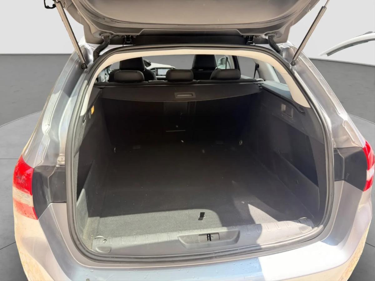 peugeot-308-sw-2018-gasolina-1199cc