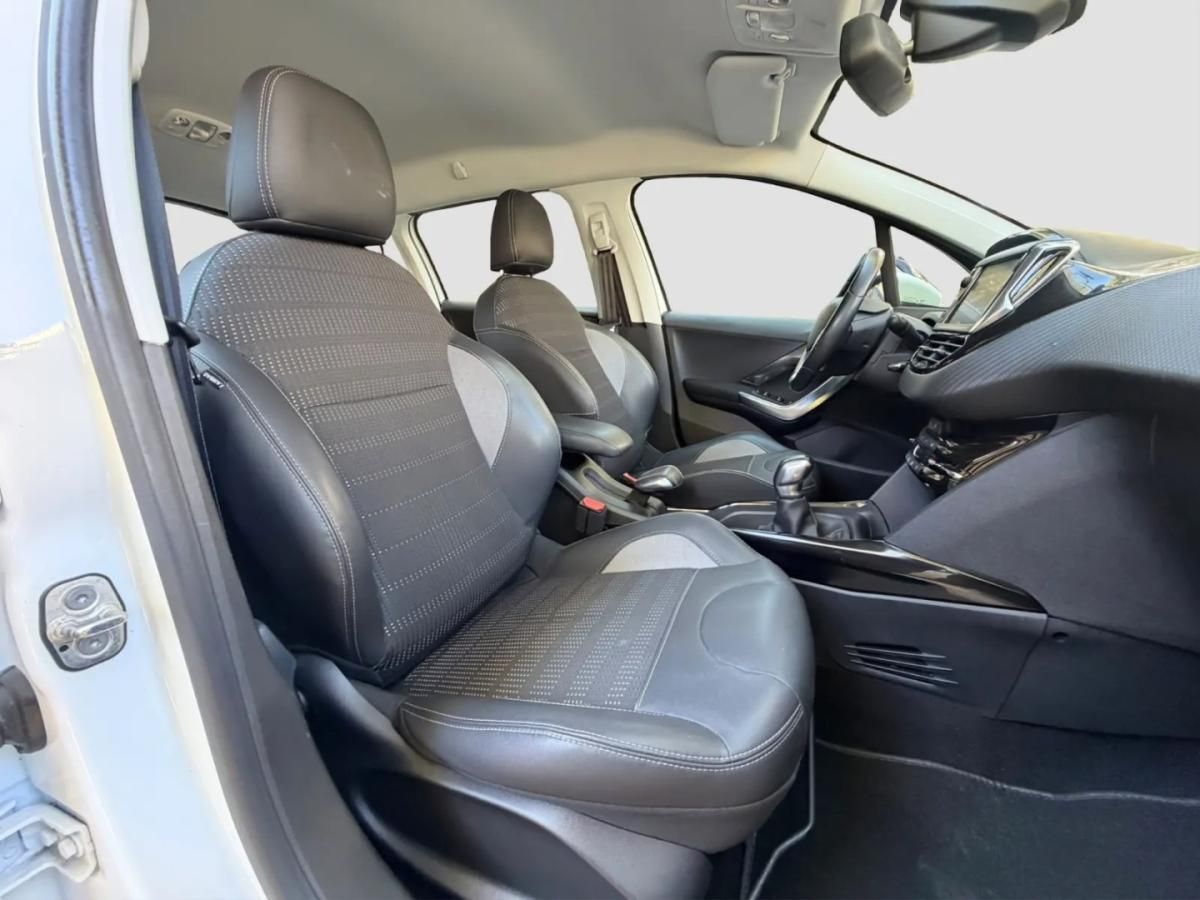 peugeot-2008-2018-gasolina-1199cc