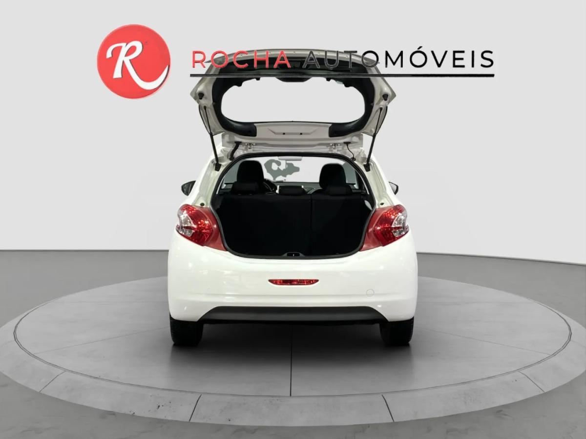 peugeot-208-2016-gasolina-1199cc