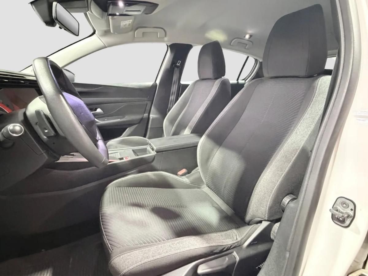 peugeot-308-2022-gasolina-1199cc