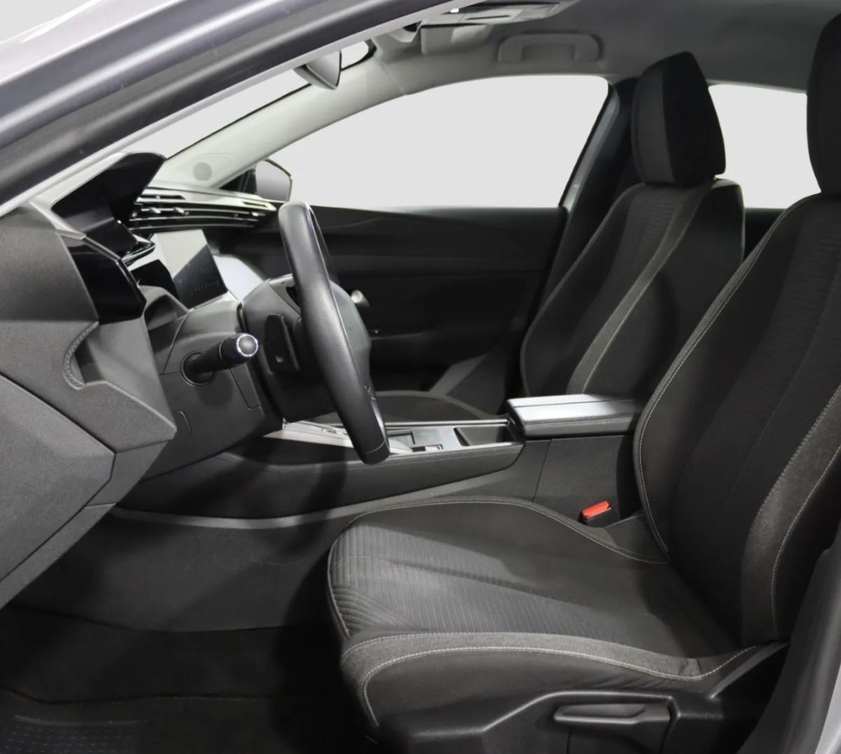 peugeot-308-sw-2023-gasolina-1199cc