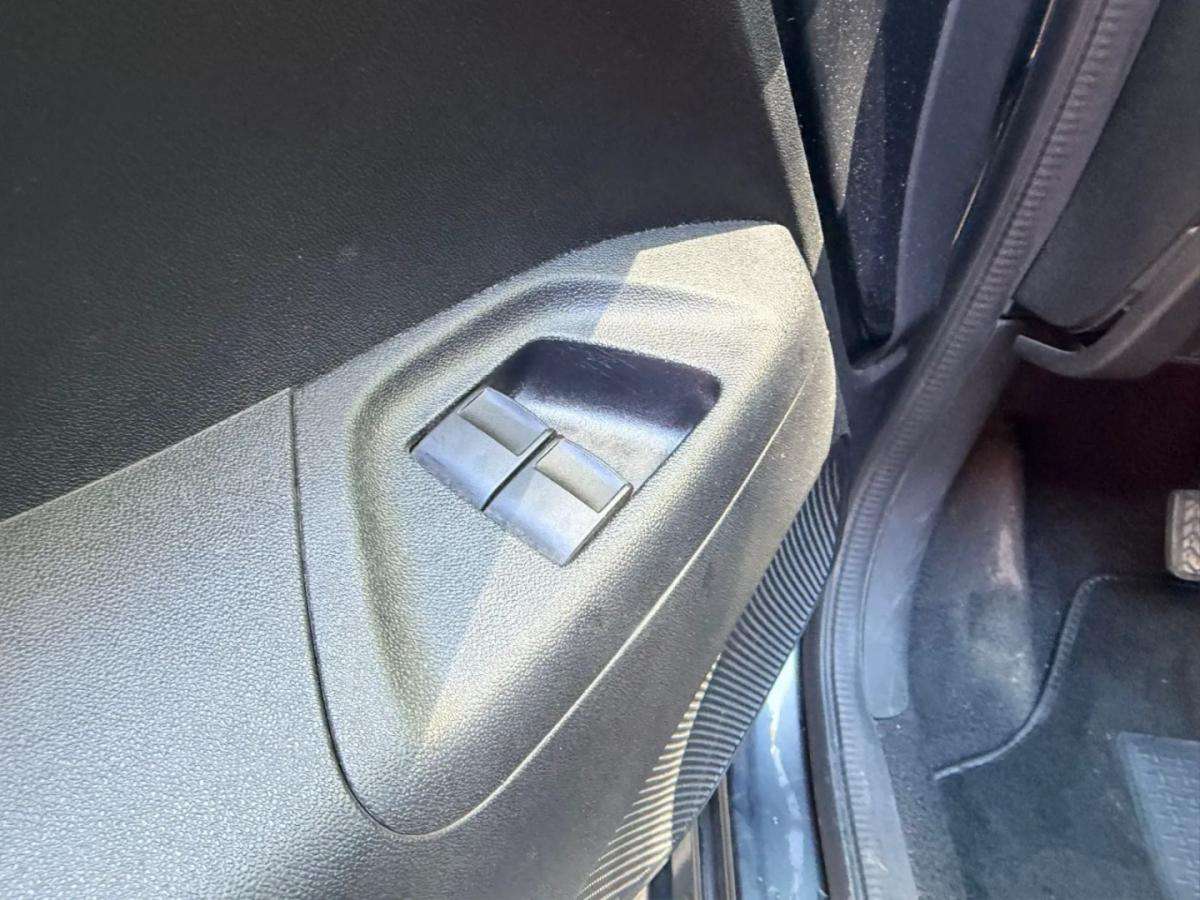 peugeot-108-2016-gasolina-1199cc