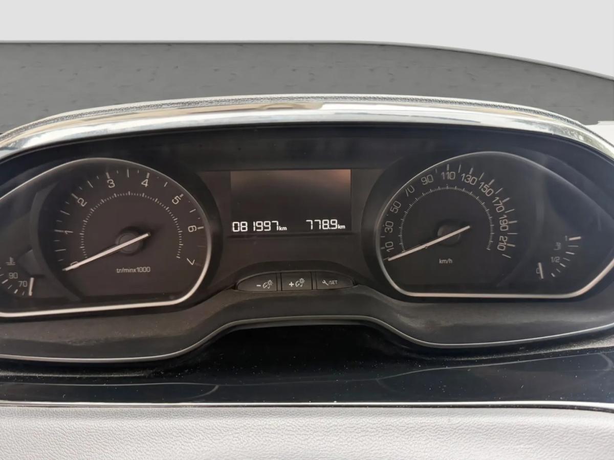 peugeot-208-2018-gasolina-1199cc