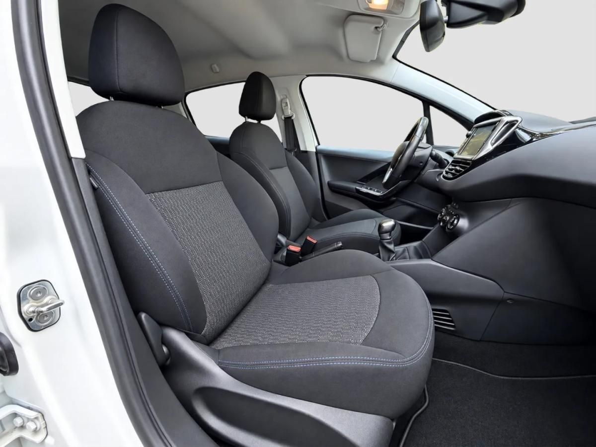 peugeot-208-2018-gasolina-1199cc