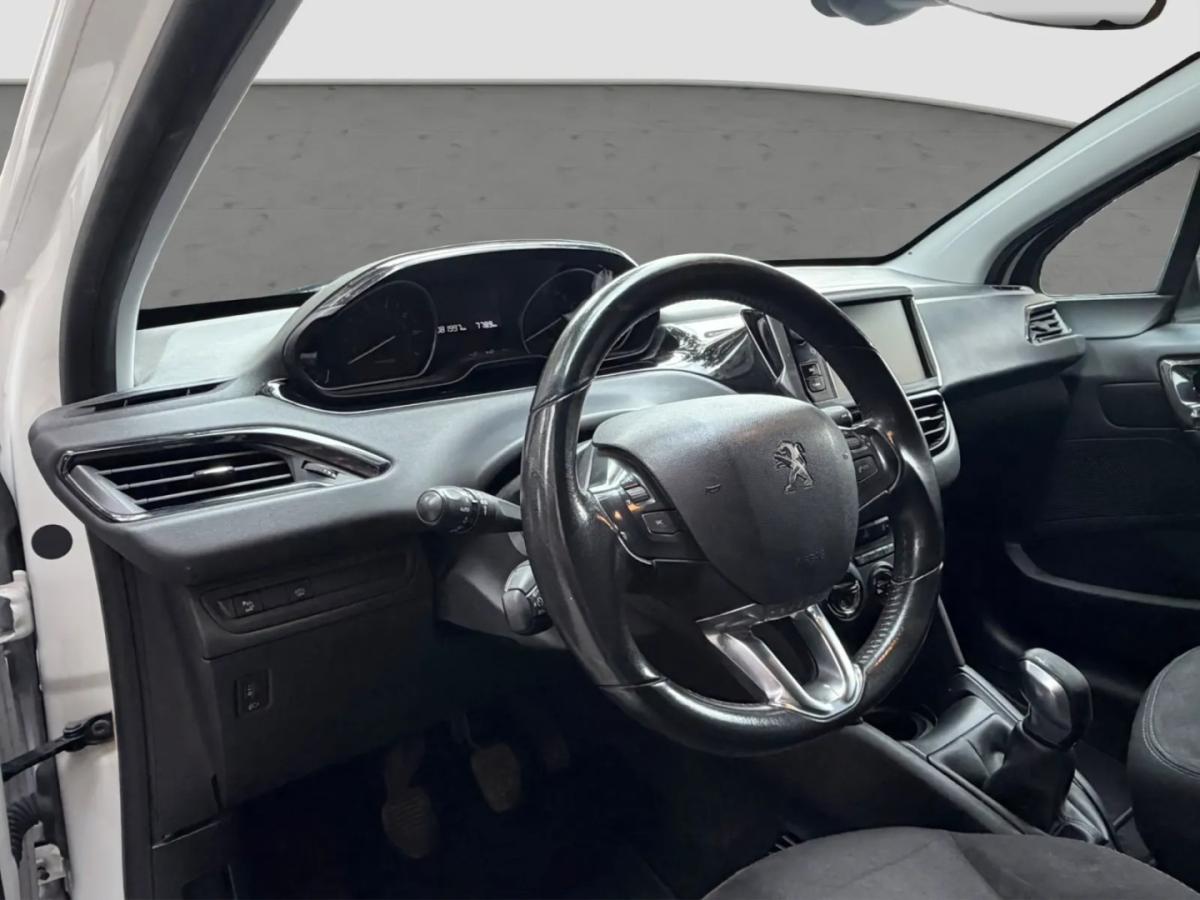 peugeot-208-2018-gasolina-1199cc