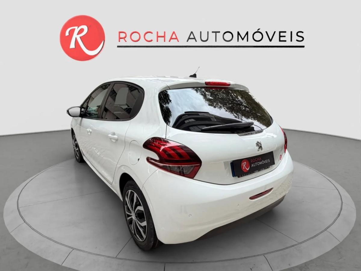 peugeot-208-2018-gasolina-1199cc