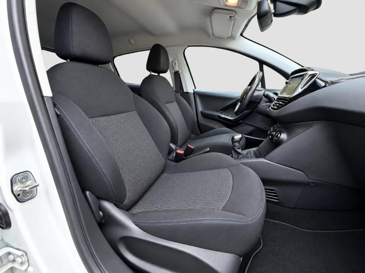 peugeot-208-2018-gasolina-1199cc