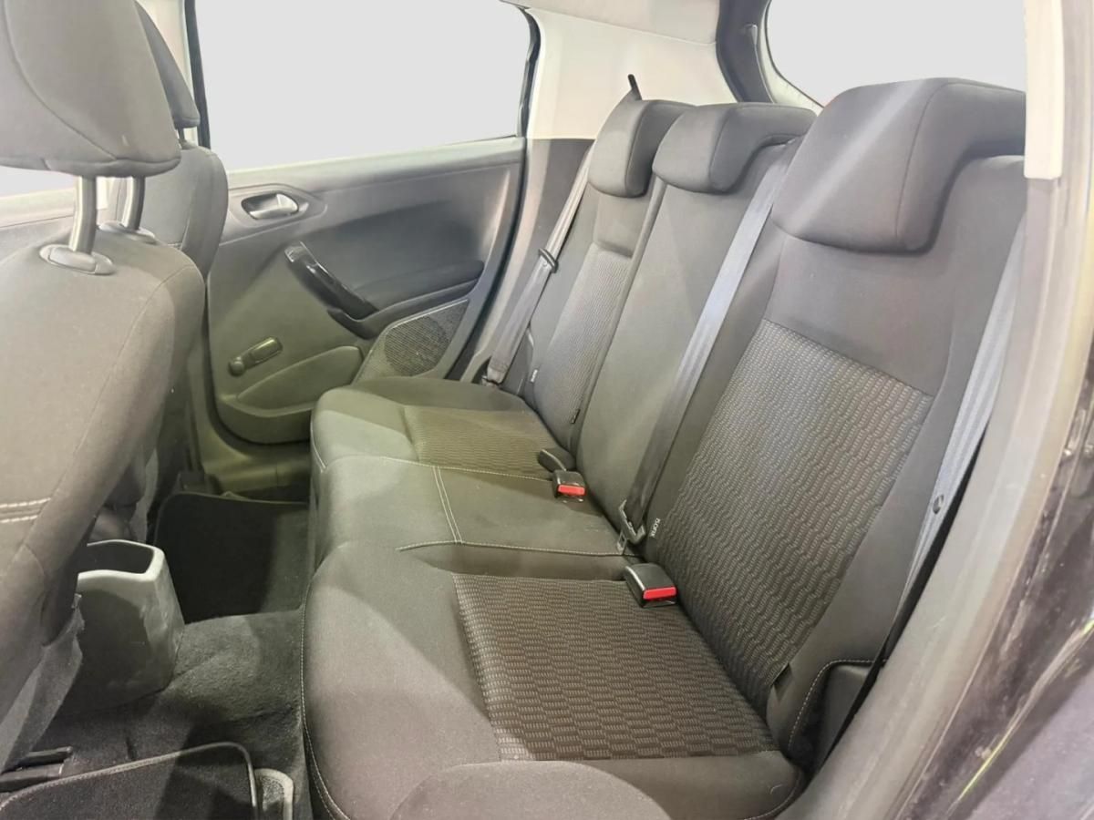 peugeot-208-2017-gasolina-1199cc
