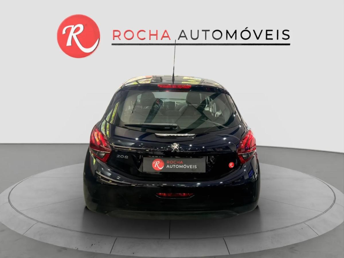 peugeot-208-2017-gasolina-1199cc