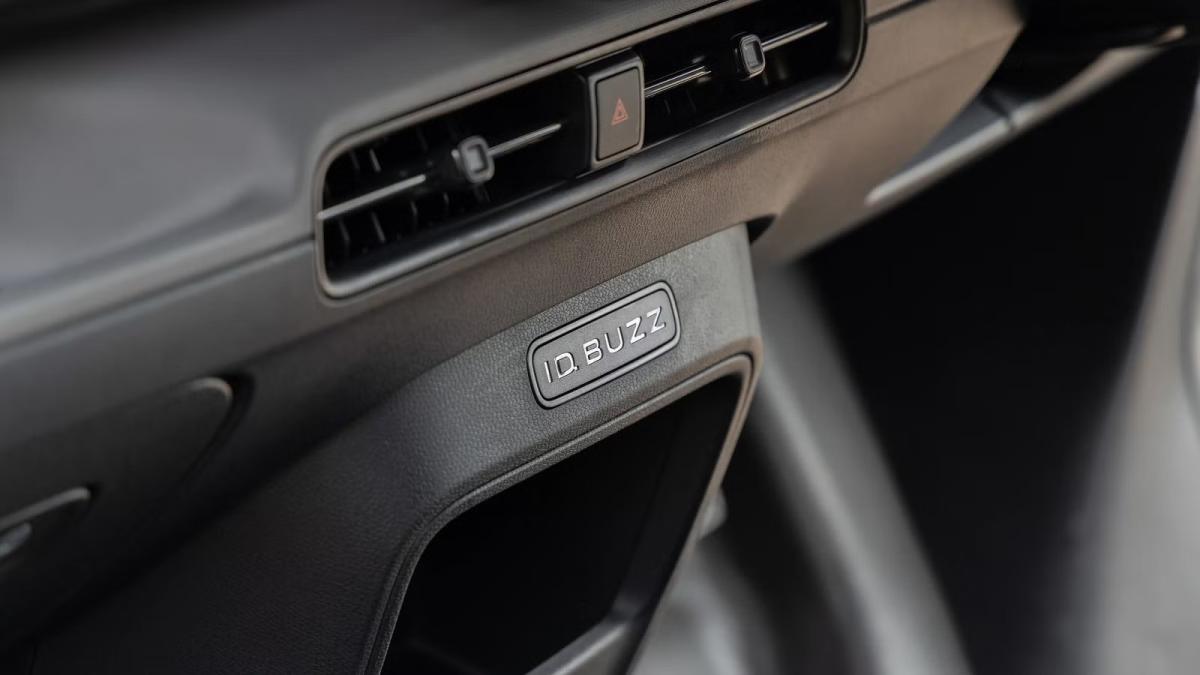 volkswagen-id-buzz-2025-eletrico-500cc