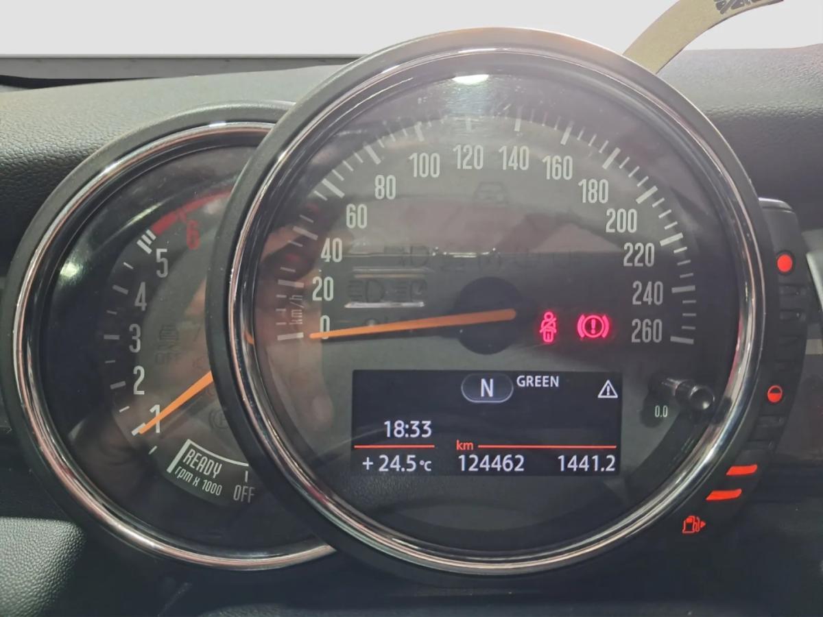 mini-cabrio-2016-diesel-1496cc