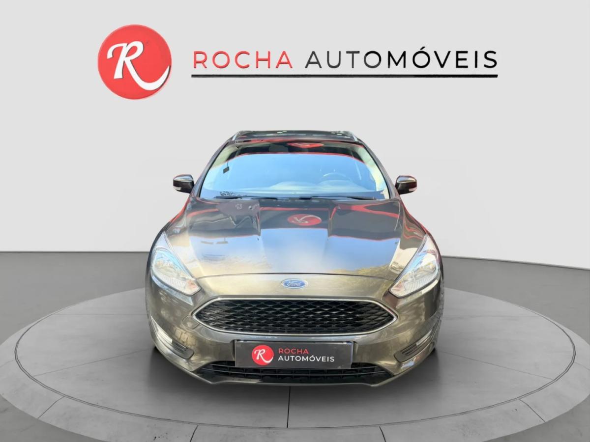 ford-focus-sw-2015-gasolina-999cc