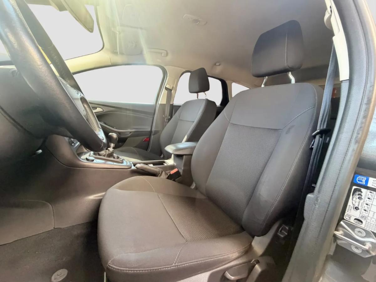 ford-focus-sw-2015-gasolina-999cc