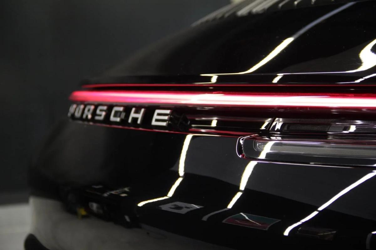 porsche-992-2022-gasolina-2981cc