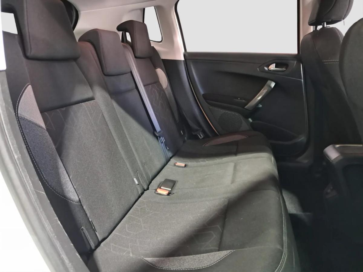 peugeot-2008-2016-gasolina-1199cc