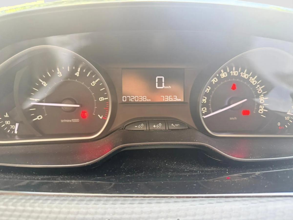 peugeot-2008-2017-gasolina-1199cc