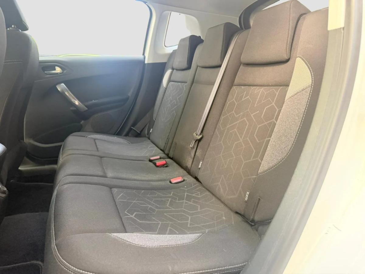 peugeot-2008-2017-gasolina-1199cc