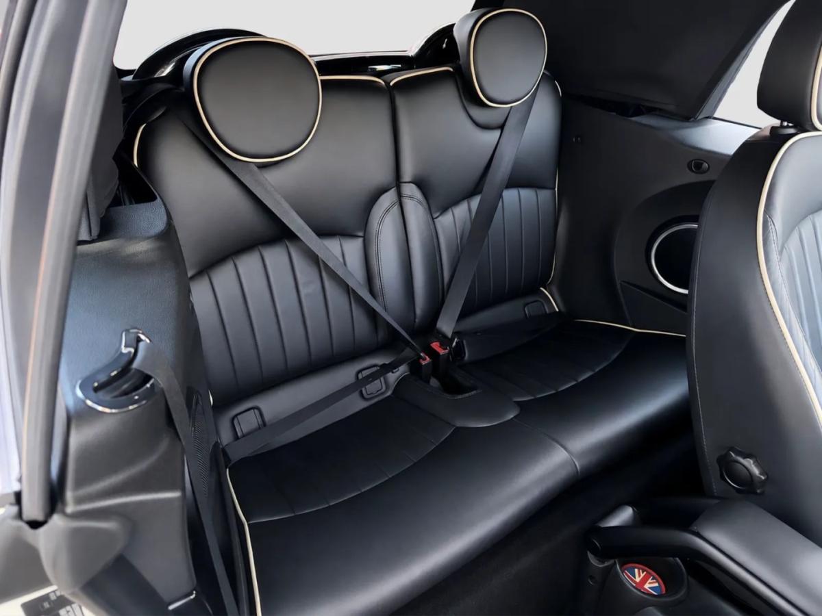 mini-cabrio-2012-diesel-1995cc