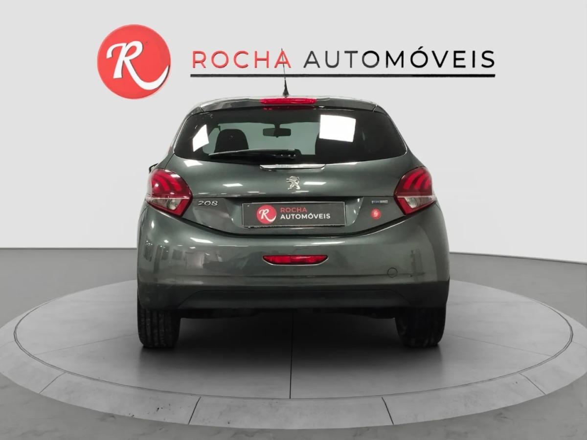 peugeot-208-2017-gasolina-1199cc