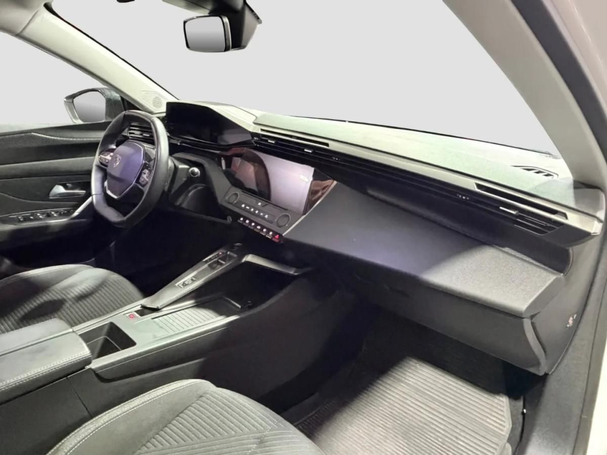 peugeot-308-2022-gasolina-1199cc