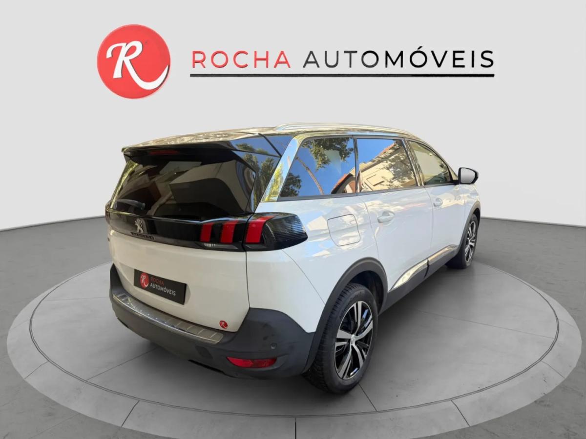 peugeot-5008-2019-gasolina-1199cc