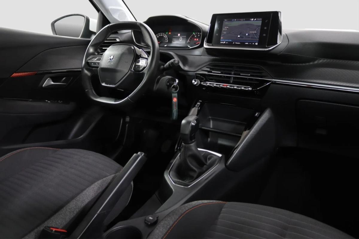 peugeot-208-2022-gasolina-1199cc
