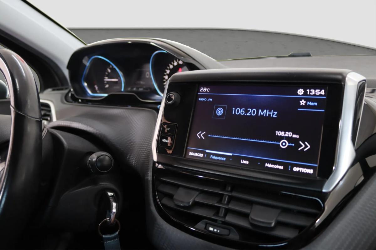 peugeot-2008-2018-gasolina-1199cc