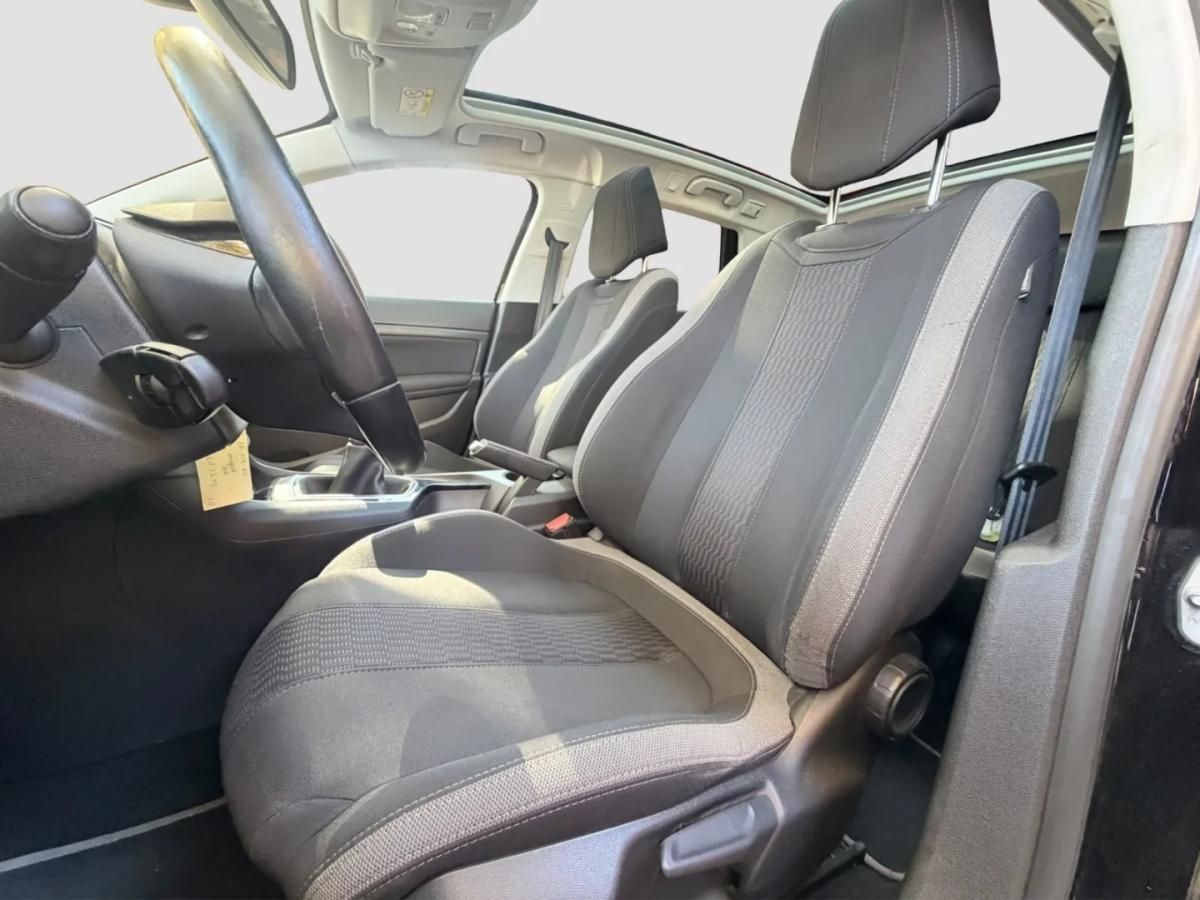 peugeot-308-sw-2016-gasolina-1199cc