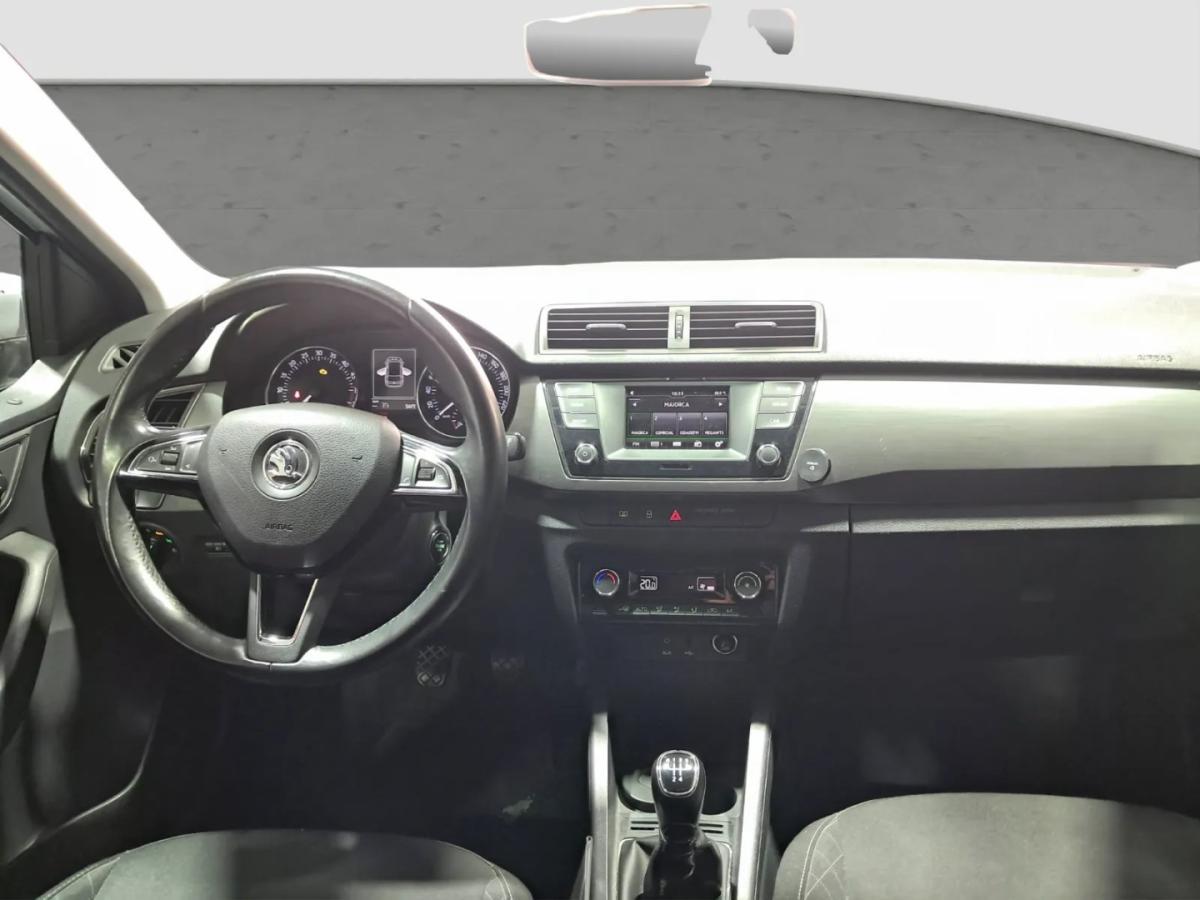 skoda-fabia-break-2017-diesel-1422cc
