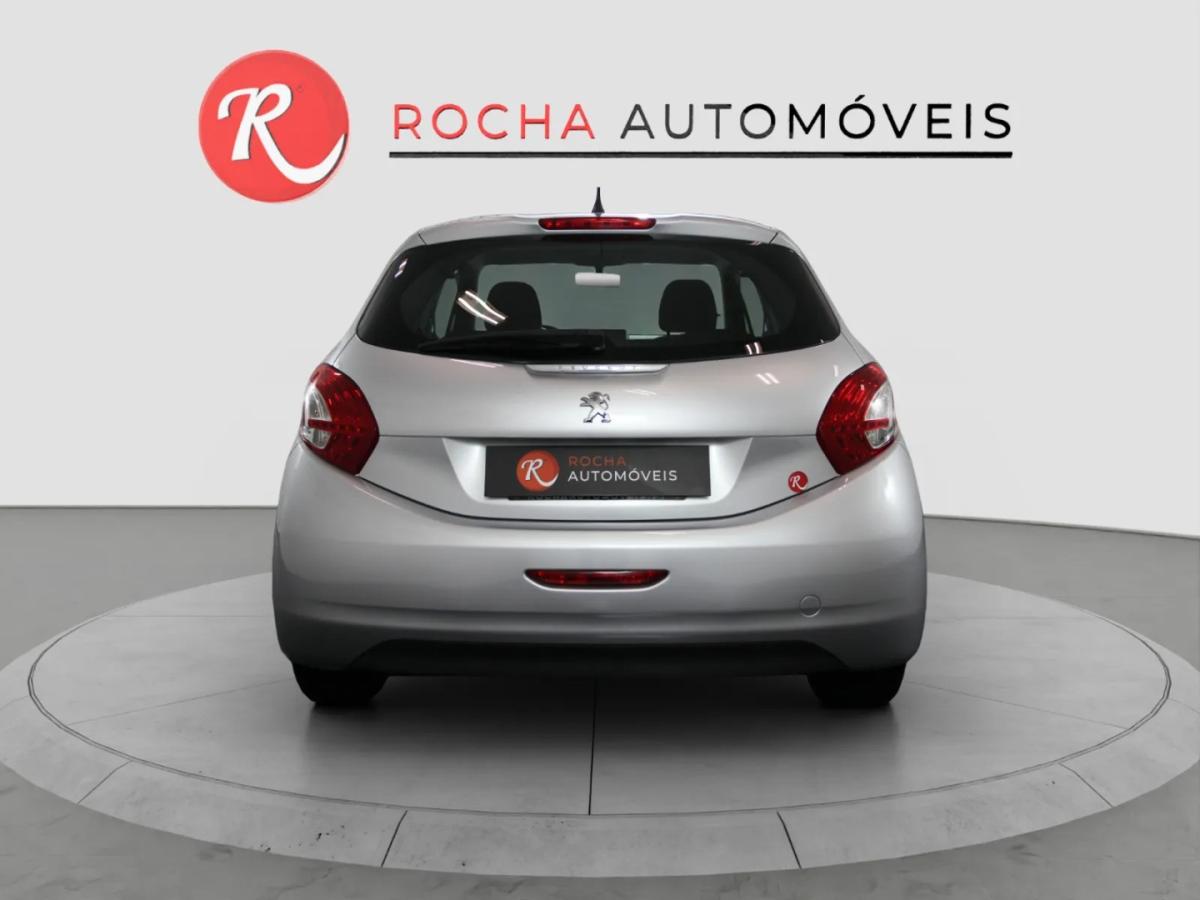 peugeot-208-2014-gasolina-999cc