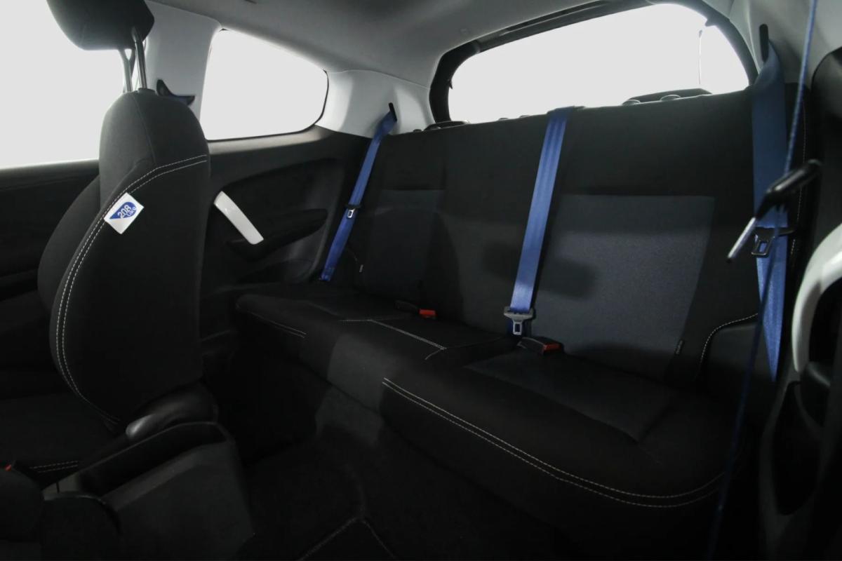 peugeot-208-2014-gasolina-999cc