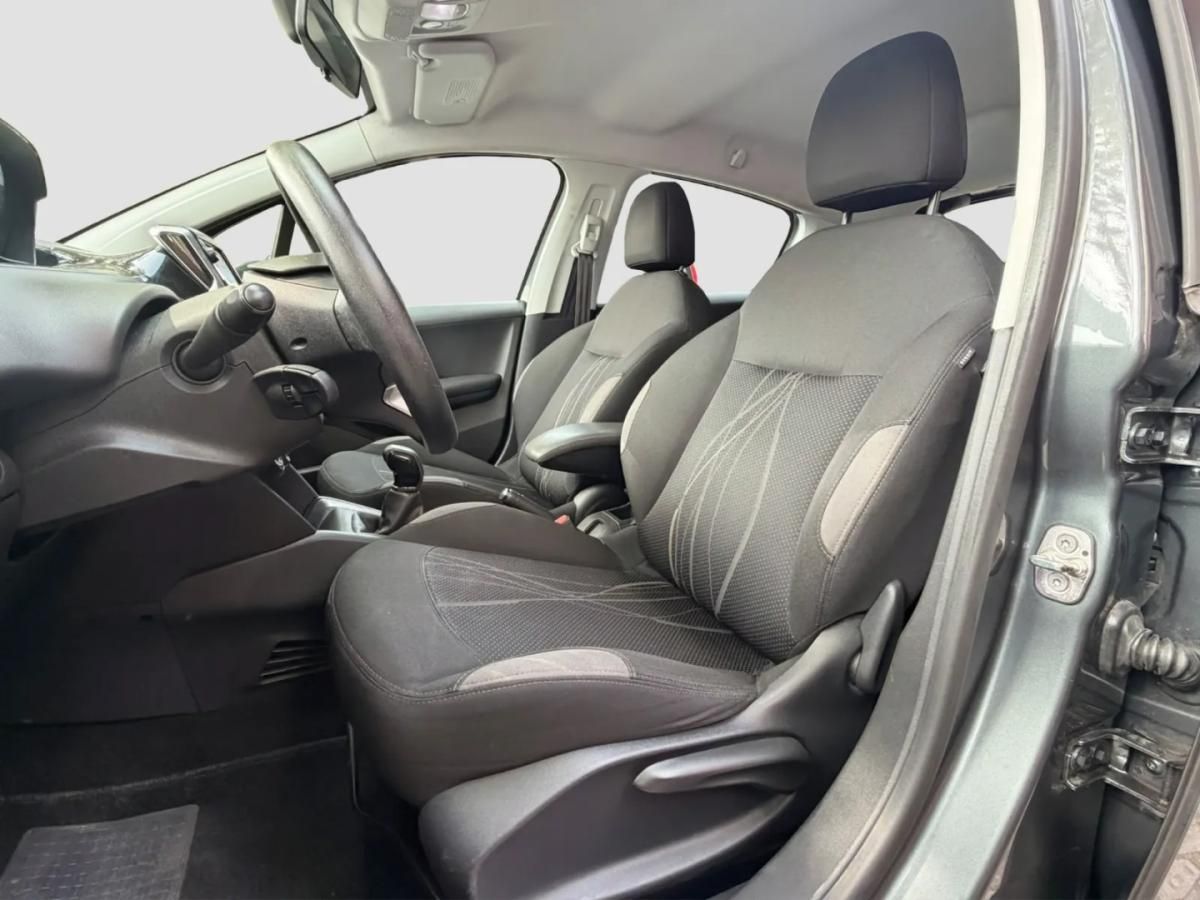 peugeot-208-2013-gasolina-999cc