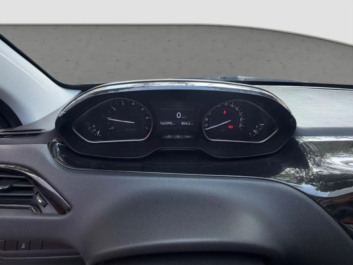 peugeot-208-2013-gasolina-999cc