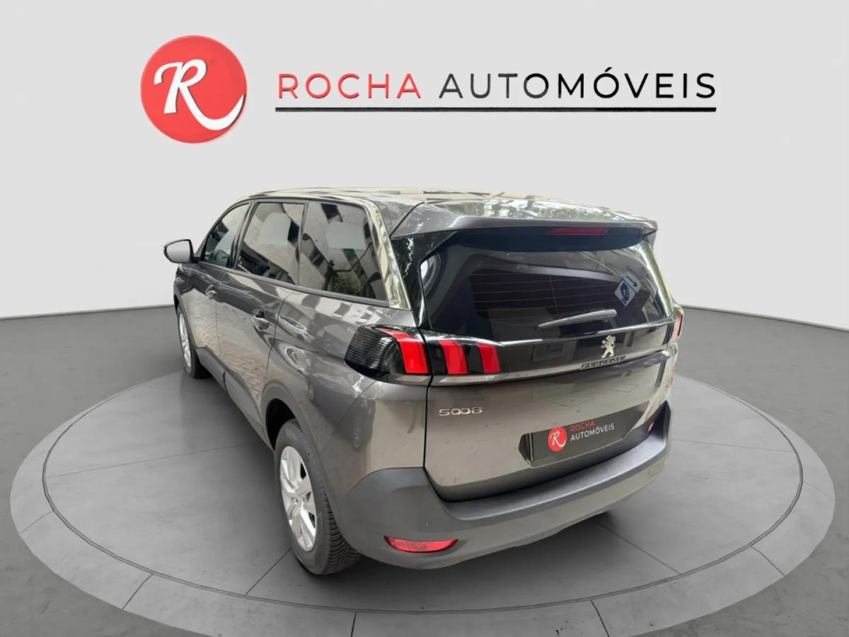 peugeot-5008-2023-gasolina-1199cc