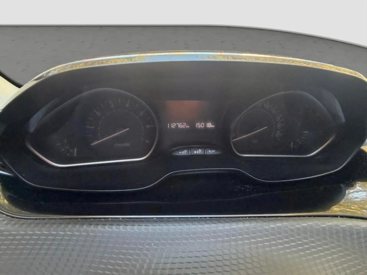 peugeot-2008-2018-gasolina-1199cc