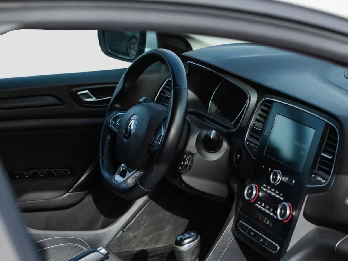 renault-megane-2017-gasolina-1197cc