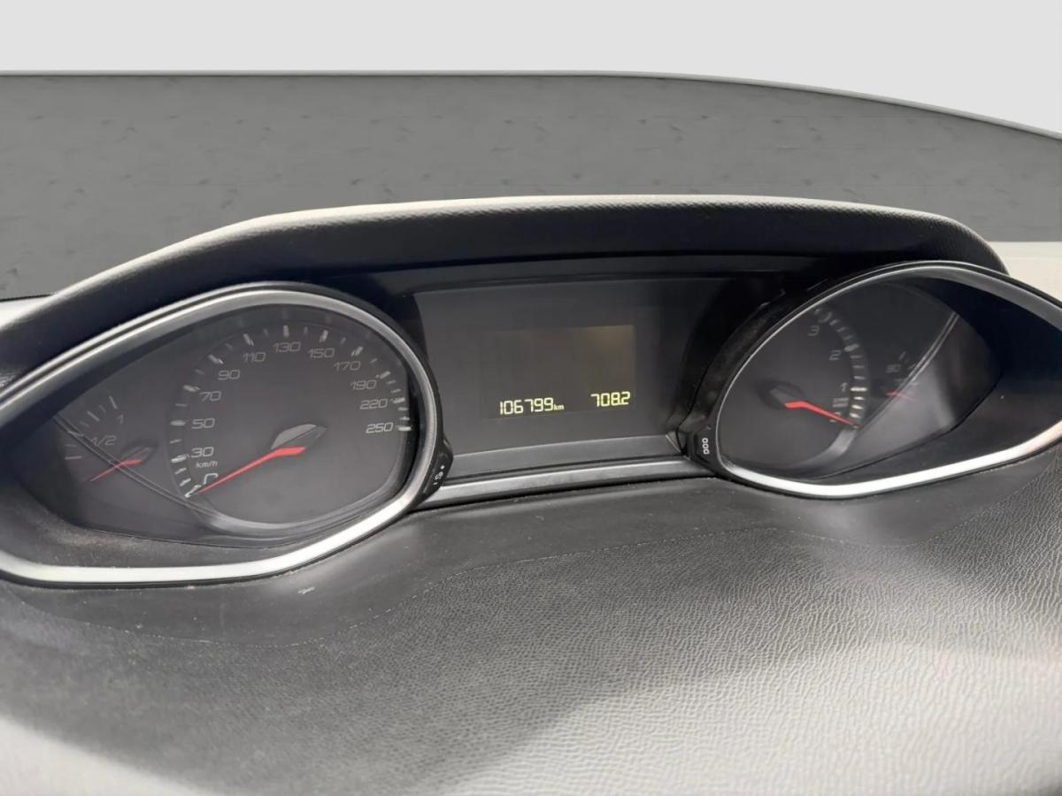 peugeot-308-sw-2017-gasolina-1199cc