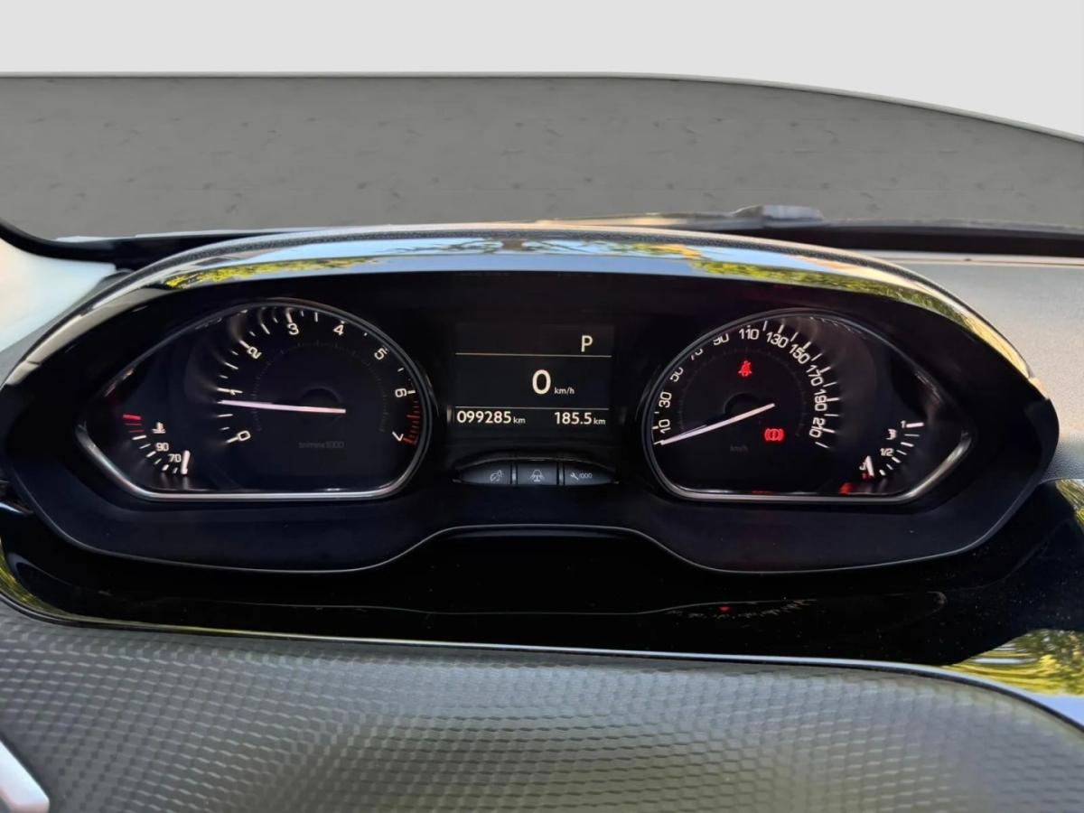 peugeot-2008-2018-gasolina-1199cc