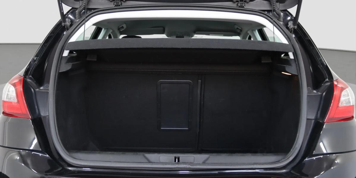 peugeot-308-2020-gasolina-1199cc