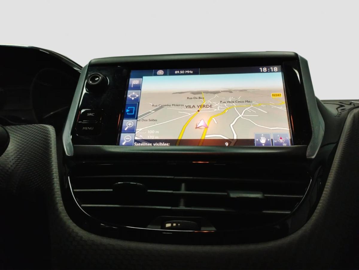 peugeot-208-2017-gasolina-1199cc