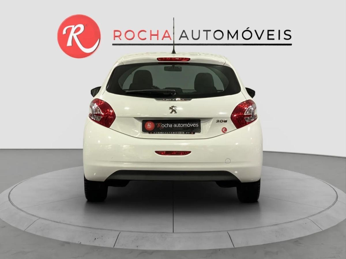 peugeot-208-2016-gasolina-1199cc