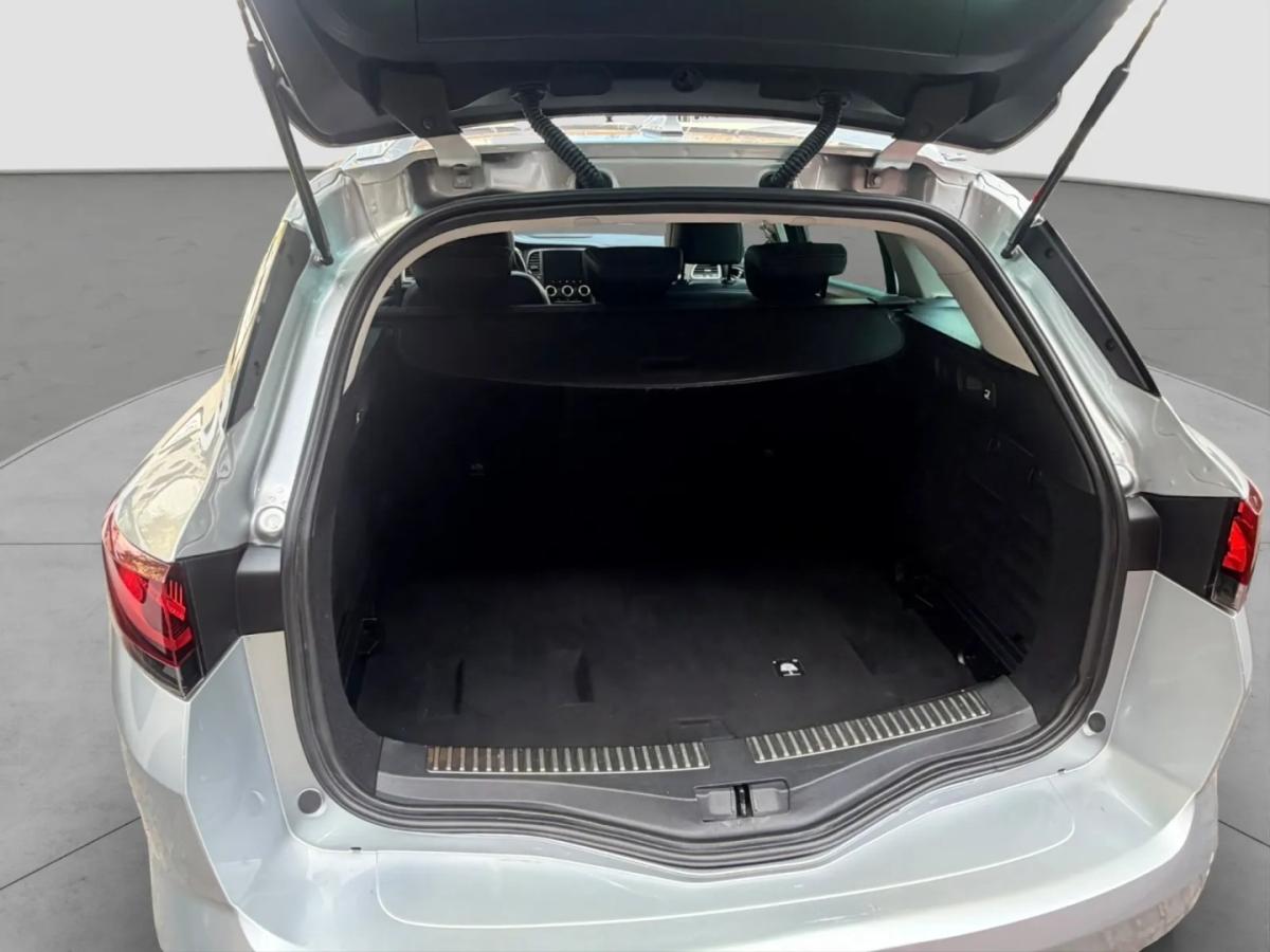 renault-megane-sport-tourer-2021-diesel-1461cc