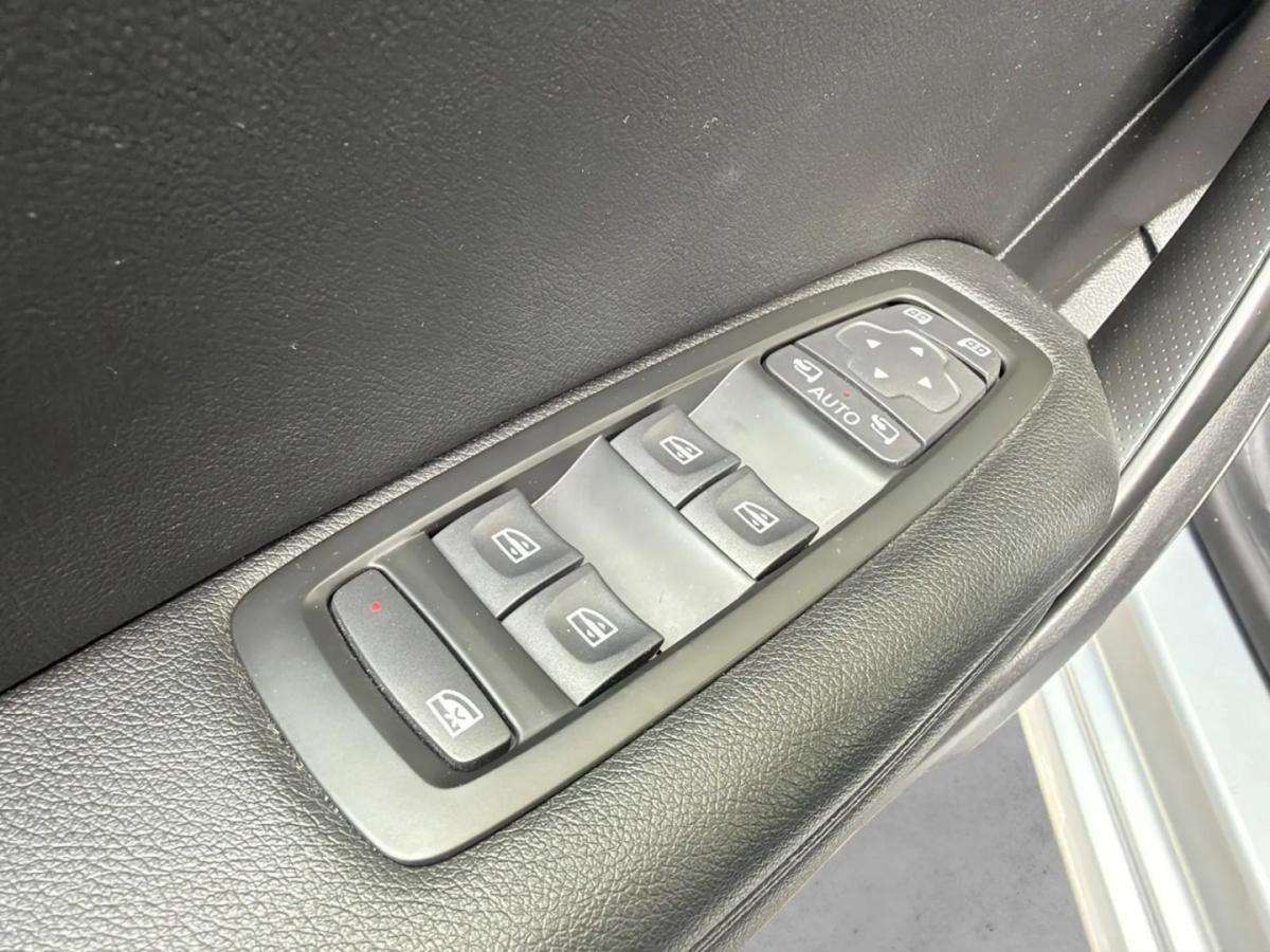 renault-megane-sport-tourer-2021-diesel-1461cc