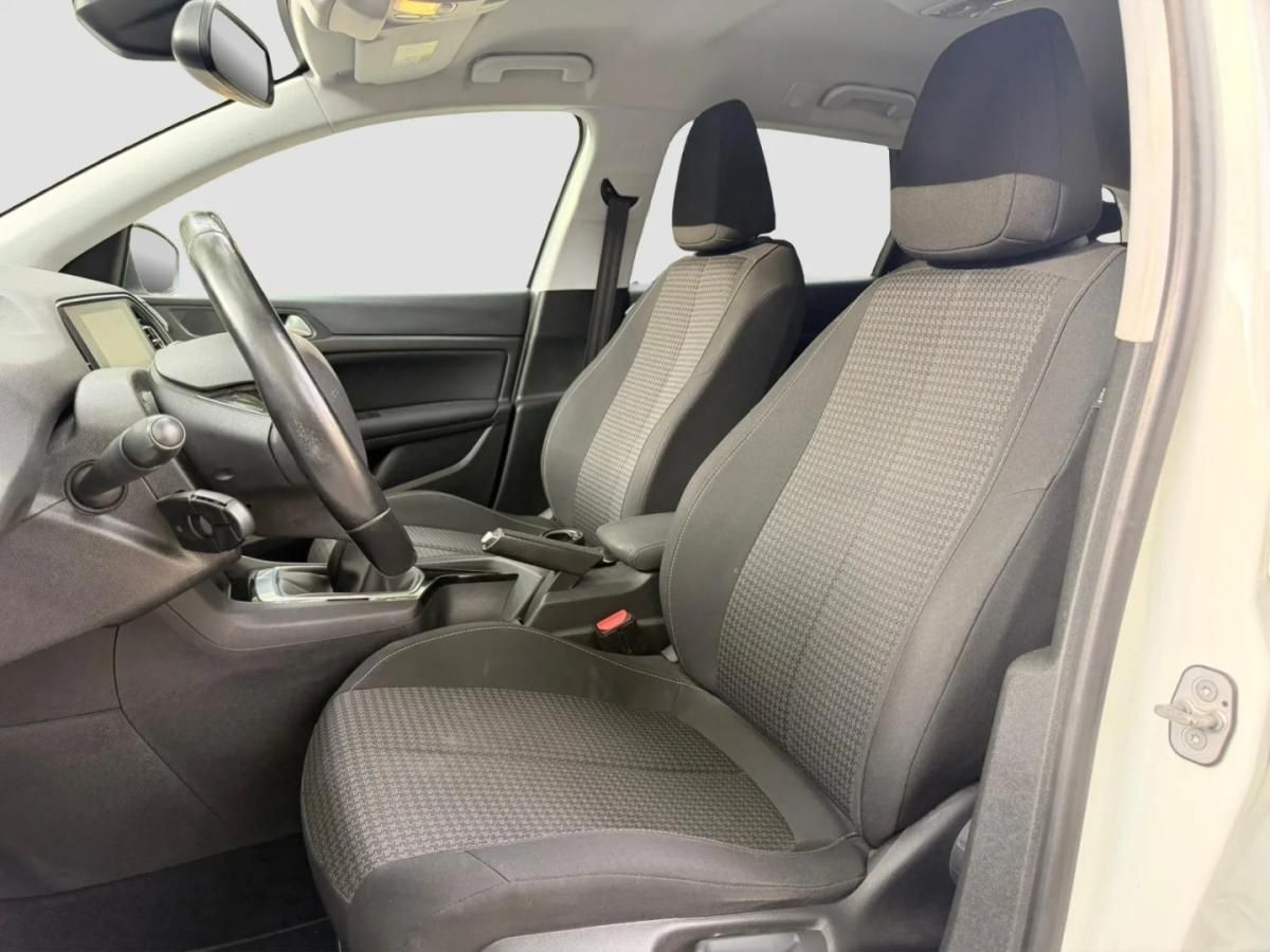 peugeot-308-sw-2017-gasolina-1199cc