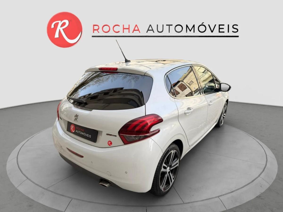peugeot-208-2017-gasolina-1199cc