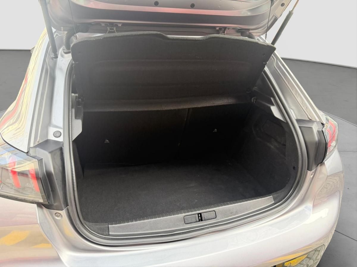 peugeot-208-2021-gasolina-1199cc