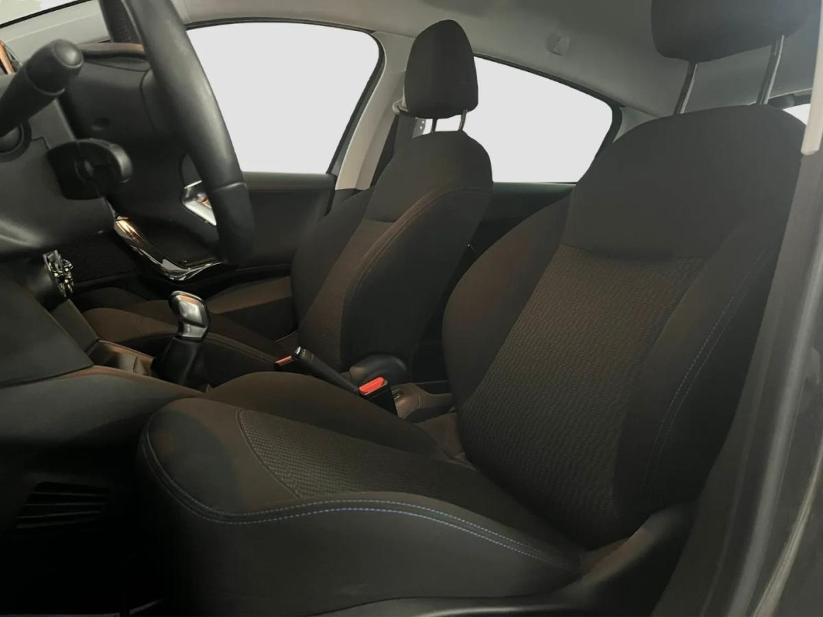 peugeot-208-2018-gasolina-1199cc