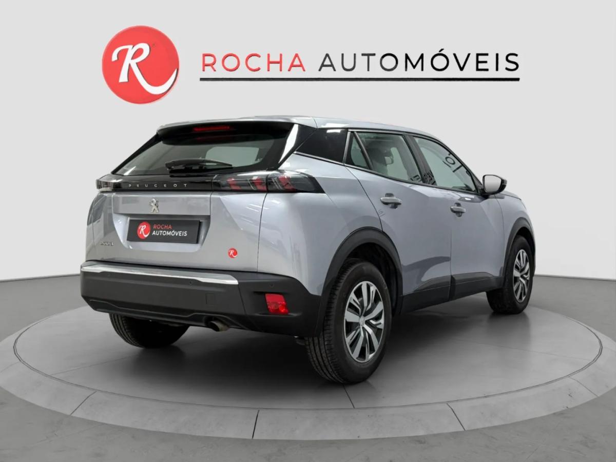 peugeot-2008-2023-gasolina-1199cc
