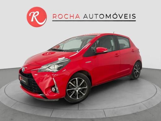 toyota-yaris-2018-hibrido-1497cc