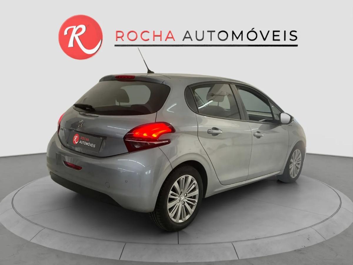 peugeot-208-2019-gasolina-1199cc